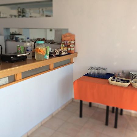 Loukas Beach Rooms Kiotari Bagian luar foto